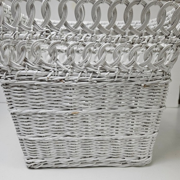 Vintage Wicker Rattan Bathroom Shelf Waste Basket Tissue Box Cover Set White - Picture 11 of 16